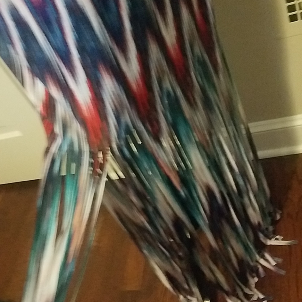 Fringes - Picture 2 of 3